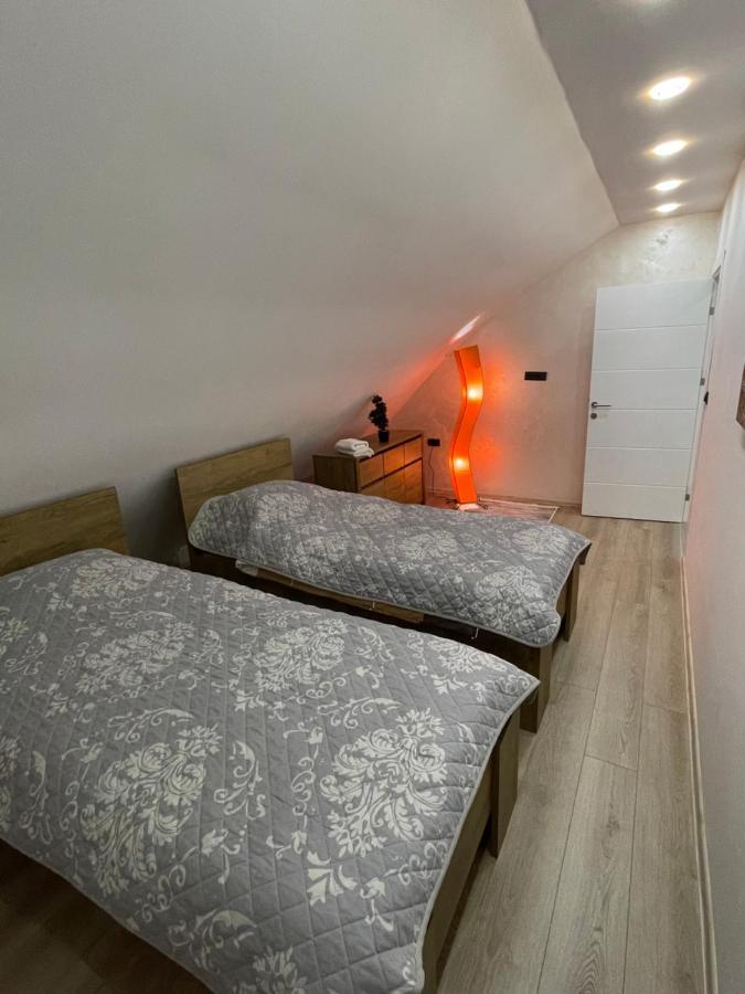 נובי פאזאר Luna Apartment מראה חיצוני תמונה