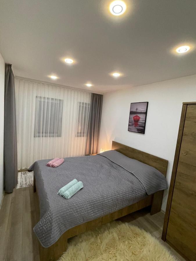 נובי פאזאר Luna Apartment מראה חיצוני תמונה