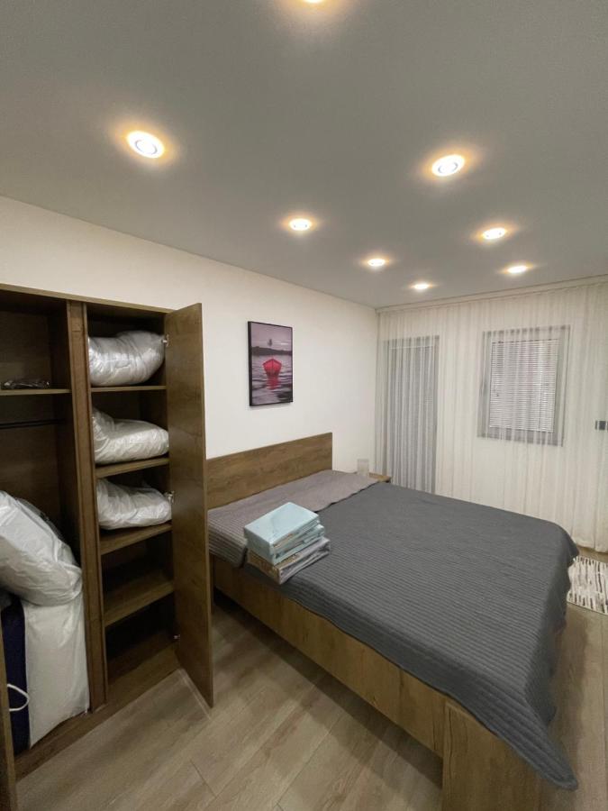 נובי פאזאר Luna Apartment מראה חיצוני תמונה