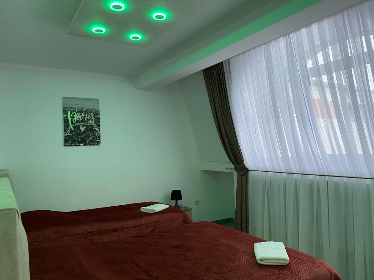 נובי פאזאר Luna Apartment מראה חיצוני תמונה
