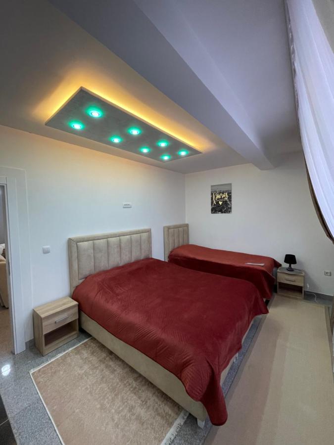 נובי פאזאר Luna Apartment מראה חיצוני תמונה